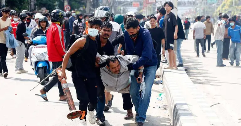তরুণদের আন্দোলন রাজধানী কাঠমান্ডু থেকে ছড়িয়ে পড়েছে সারাদেশে